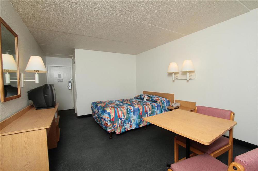 Motel 6-Toledo, Oh มอมี ห้อง รูปภาพ